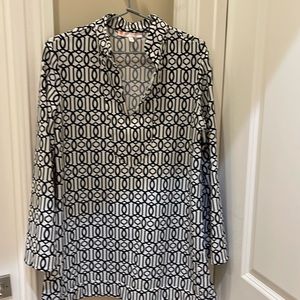 Navy/ white long tunic with 3/4 sleeves